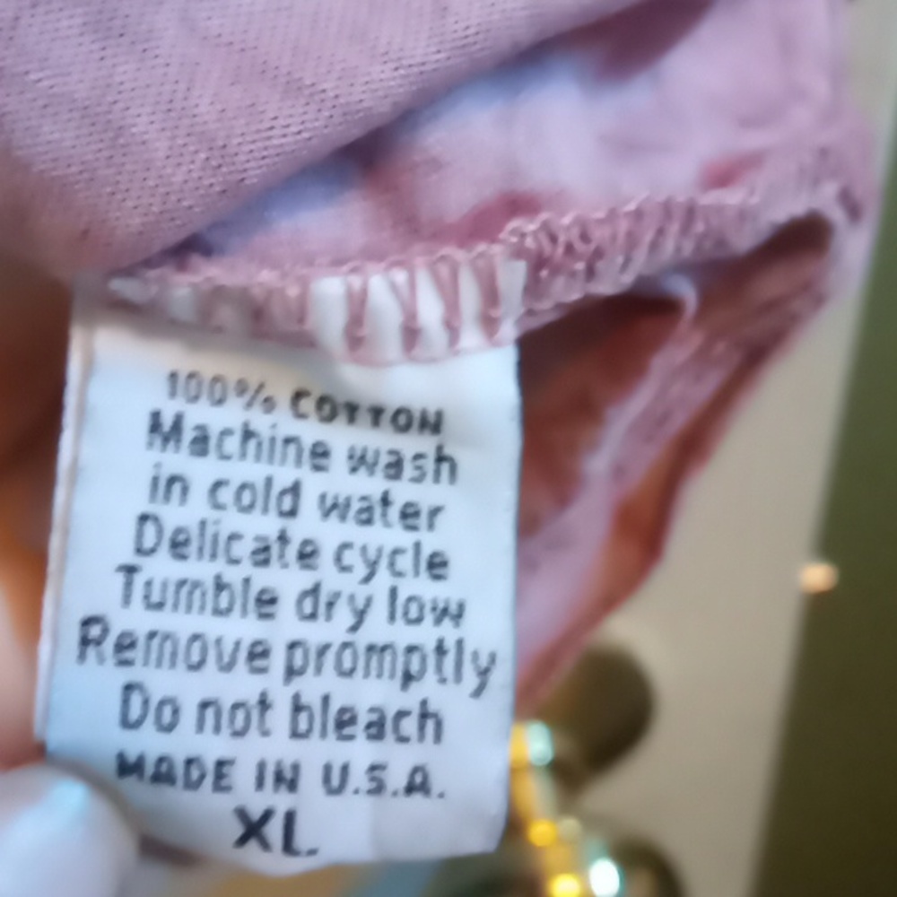Y2K Distressed Pink Shirt With Rhinestones, Size XL - Picture 5 of 5